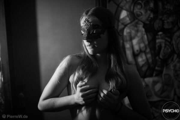 Psycho Voltage-36 Psycho Voltage-36