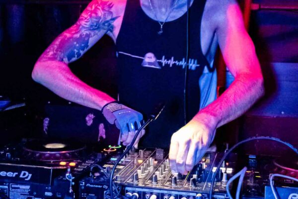 Psycho Voltage-9 Psycho Voltage-9